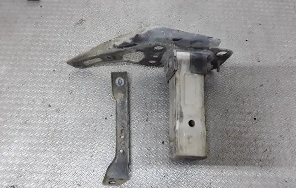 Audi A6 S6 C6 4F Front bumper shock/impact absorber 4F0807134
