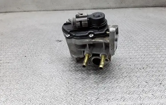Volkswagen Jetta V EGR valve