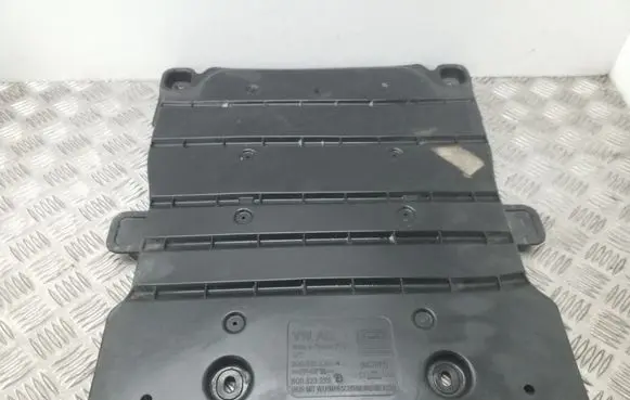 Seat Leon (5F) Other under body part 5Q0825229C