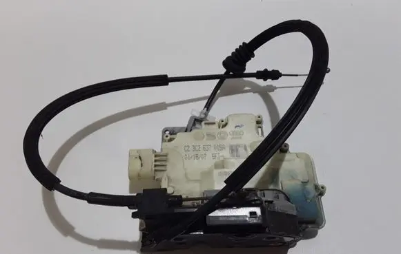 Audi Q7 4L Front door lock 3C2837015A