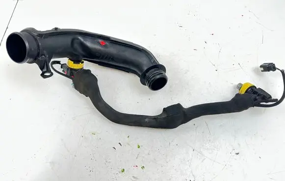 Citroen Jumper Turbo air intake inlet pipe/hose 89825LS