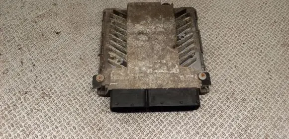 Volkswagen PASSAT B6 Engine control unit/module 03G906018EM