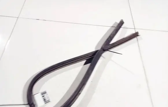 Fiat Bravo Rubber seal front coupe door 