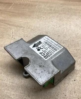 Opel Zafira B Airbag control unit/module 13288173 327963935