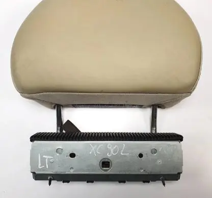 Volvo XC90 Rear seat headrest 8686714