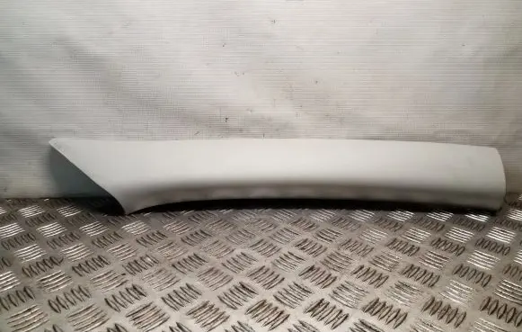 Skoda Octavia Mk2 (1Z) (A) pillar trim 1Z0867458L