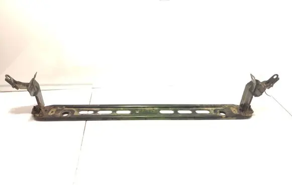 Volvo V60 Radiator mount bracket 31368100