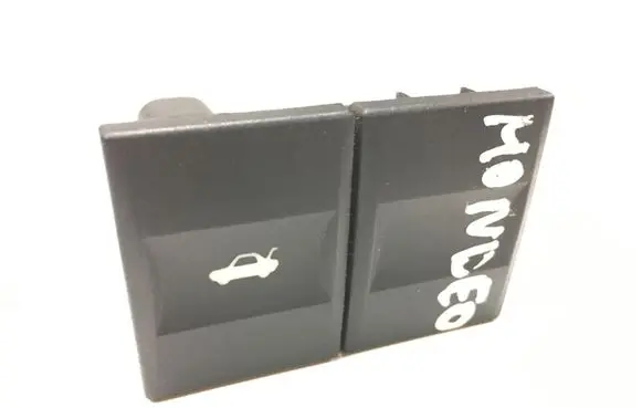 Ford Mondeo Mk III Tailgate opening switch D3LOATRW