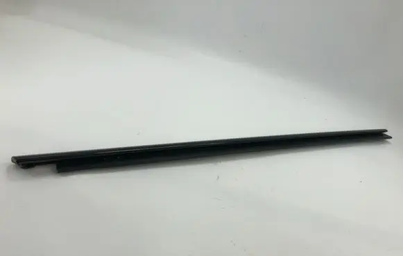 BMW X3 G45 Front door glass trim molding 3a3ibd2