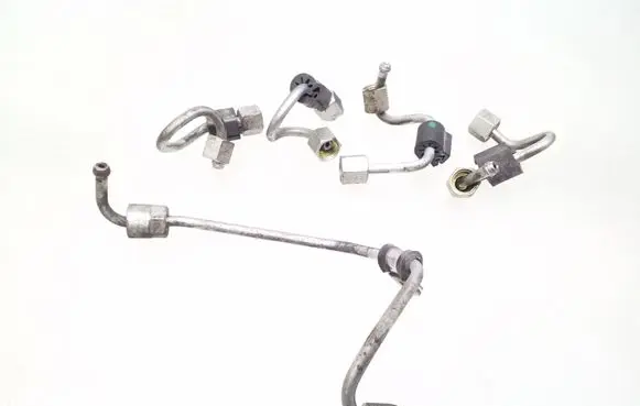 Audi A4 S4 B9 Fuel injector supply line/pipe 03l301ac
