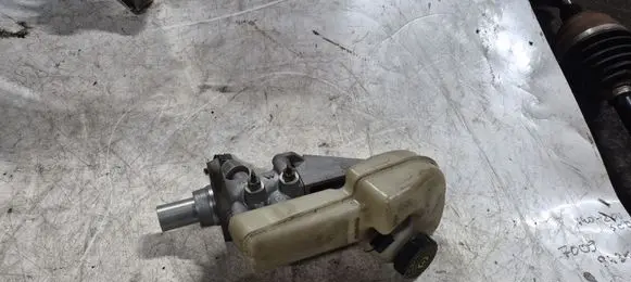 Mercedes-Benz R W251 Master brake cylinder A2514300202 03350886791