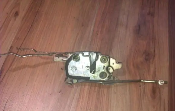 Subaru Coupe Front door lock 