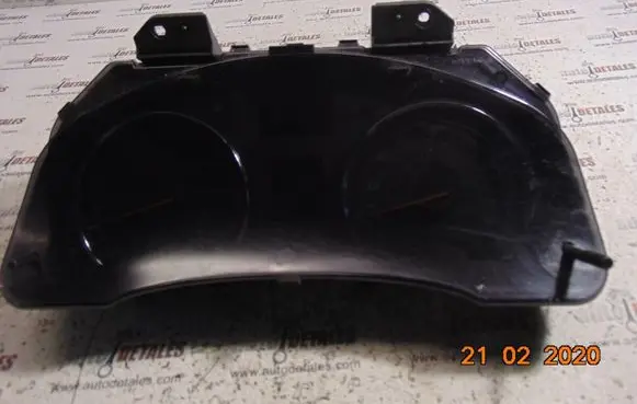 Toyota Avensis T270 Speedometer (instrument cluster) 8380005K50