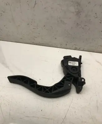 Audi A5 8T 8F Accelerator throttle pedal 8K1723523 06122010 6PV00950501