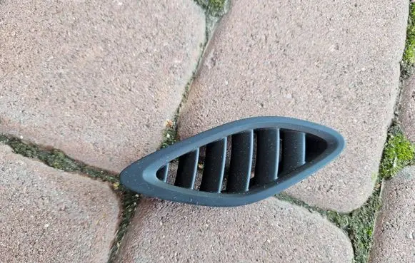 Opel Zafira C Air vent grill in roof 4062000070