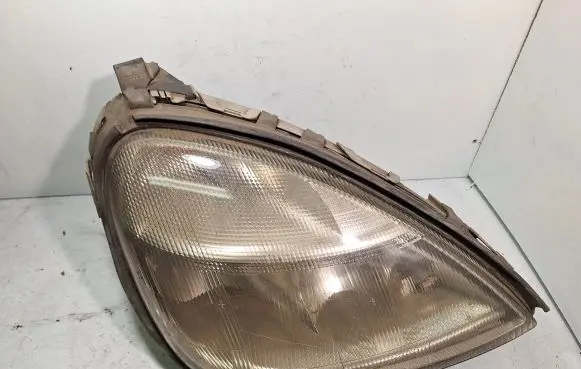 Mercedes-Benz A W168 Headlight/headlamp 0301152202 A1688200261