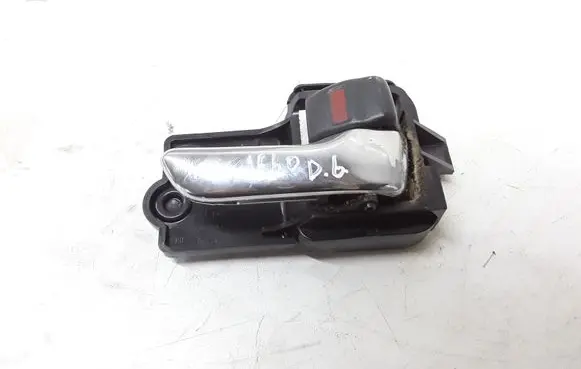 Toyota Avensis T220 Rear door interior handle
