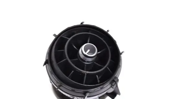 Skoda Octavia Mk2 (1Z) Dashboard air vent grill cover trim 8X2820951