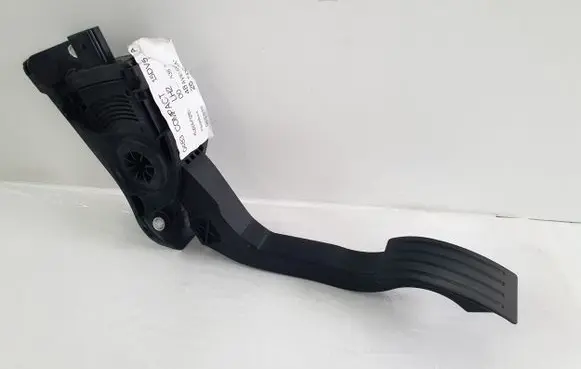 Ford C-MAX II Accelerator throttle pedal F1DC9F836AA 6PV01036884