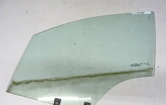 Peugeot 508 Sliding door window/glass 9686944310