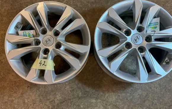 Hyundai ix35 R16 alloy rim 52910A6370