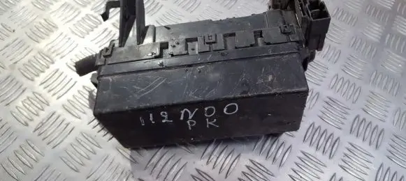 Nissan Primera Fuse box set 71543087 7154-3087