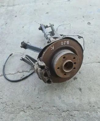 BMW 1 E81 E87 Rear wheel hub spindle/knuckle 4380764 6760443 6782237
