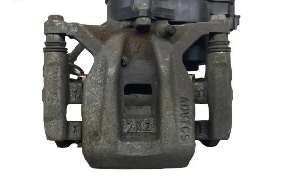 Lexus RX 450H Rear brake caliper