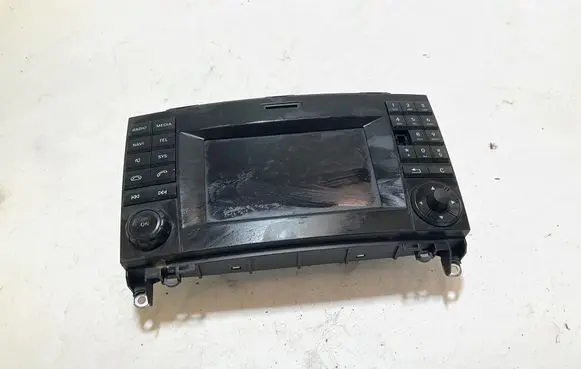Mercedes-Benz Sprinter W906 Radio/CD/DVD/GPS head unit A9069000904 AL2550H0680393