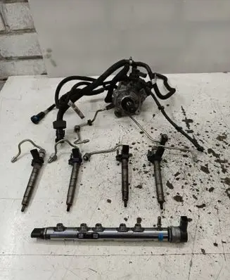 BMW X1 E84 Fuel injection system set 7823461