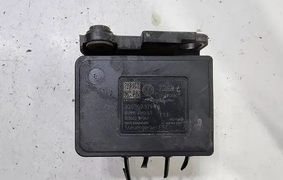 Volkswagen PASSAT B8 ABS Pump 3Q0907379F