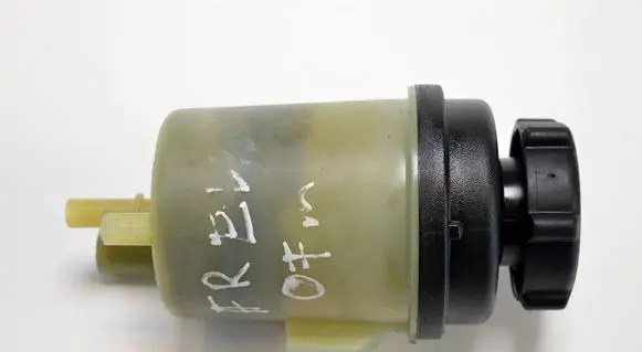 Tesla Model 3 Power steering fluid tank/reservoir 6G913R700AB