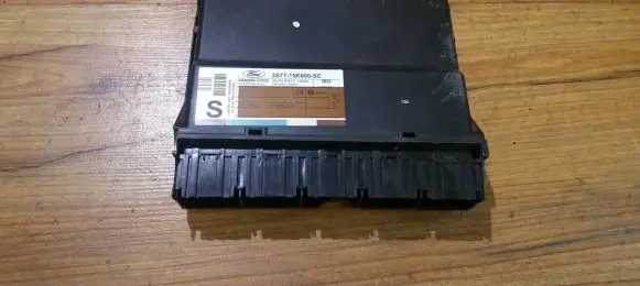 Ford Mondeo Mk III Comfort/convenience module 3s7t15k600sc 3s7t-15k600-sc
