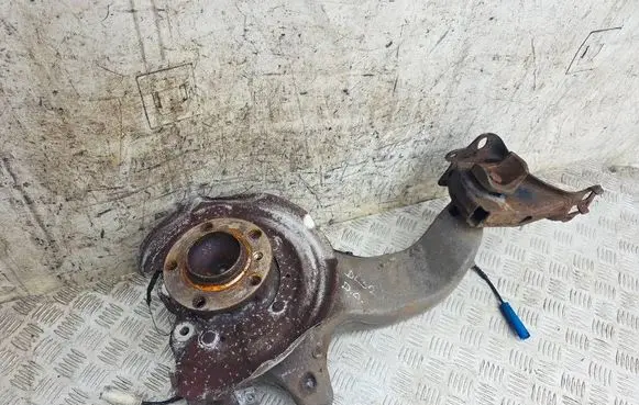 Mini Cooper Countryman R60 Rear wheel hub 9805658
