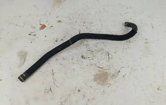 Maserati Levante Coolant pipe/hose 