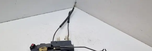 Hyundai Santa Fe Front door lock