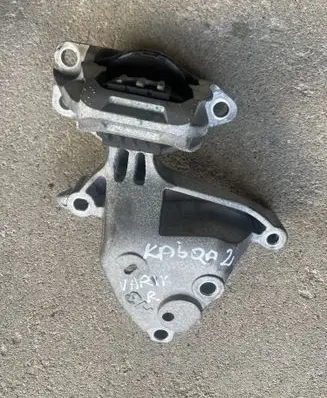 Nissan Qashqai Engine mount bracket 112326UB0A