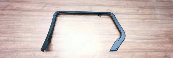 BMW 5 F10 F11 Rear door window/glass frame 7199314