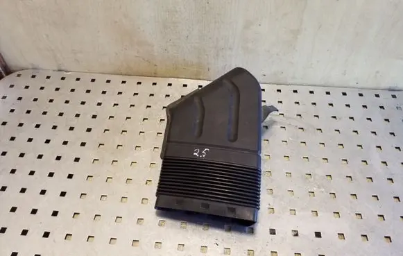 Audi A4 S4 B6 8E 8H Air intake duct part 8E0129617D