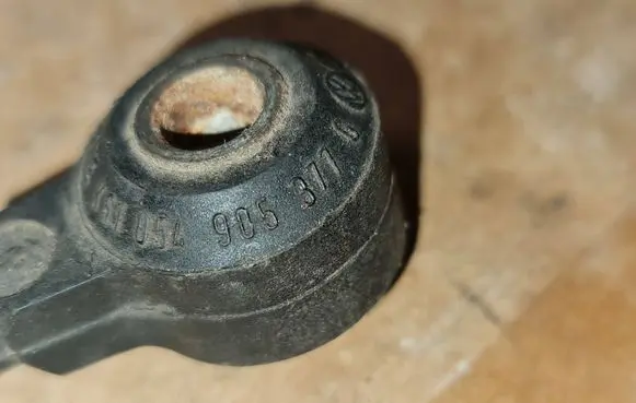 Detonation knock sensor