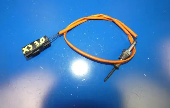 Jaguar XJ X351 Exhaust gas temperature sensor 9X23-126591-DC