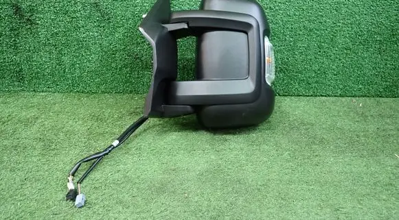 Fiat Ducato Front door electric wing mirror 
