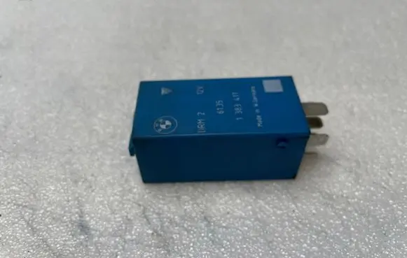 BMW 5 E39 Other relay 6135 1383417