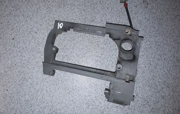 BMW 5 E39 Front door exterior handle/bracket 51218235164