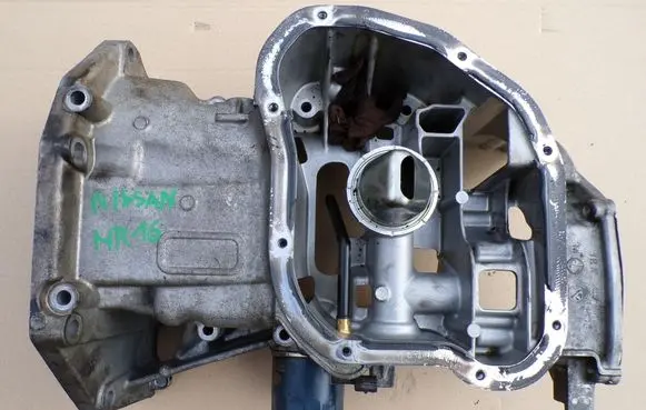Oil sump