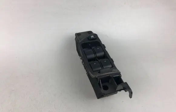Subaru Legacy Electric window control switch