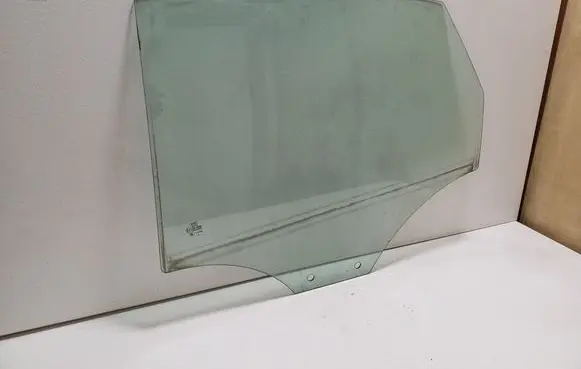 Audi A1 Rear door window glass 