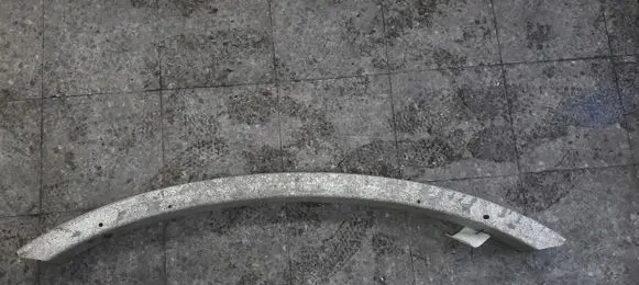 Volkswagen PASSAT B5 Front bumper support beam 3B0807113