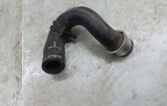 Porsche Panamera (970) Engine coolant pipe/hose 97010642500