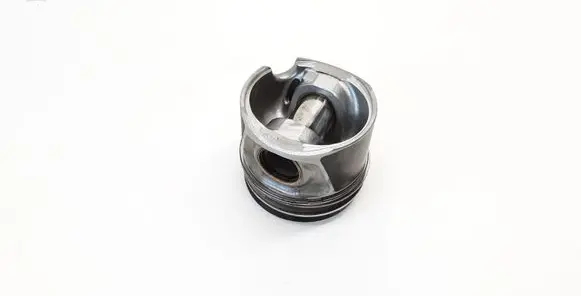 Volkswagen PASSAT B6 Piston 37R2